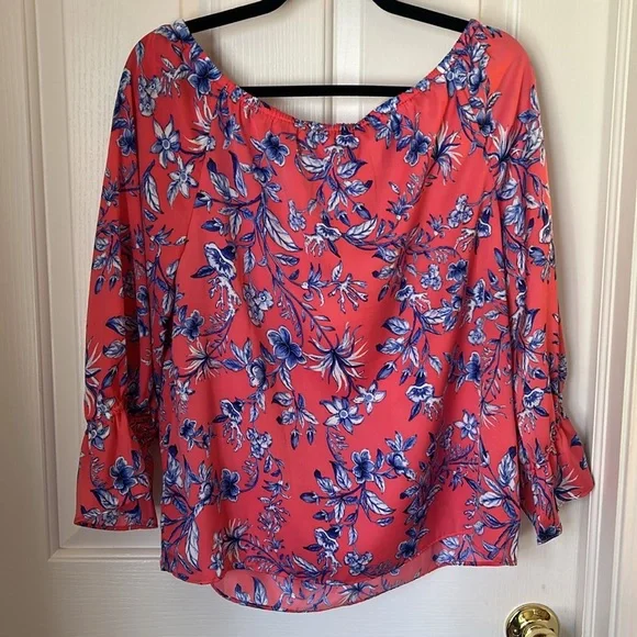 NWT Gigi Parker Blue Pink Floral Off-Shoulder Top Size Medium - Picture 4 of 9